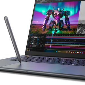 Das haptische Force Pad im Yoga Pro 9n erkennt auch Eingaben mit dem Yoga Pen Gen 2.   (Bild:  Lenovo)