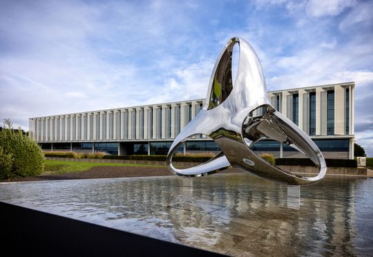 Damit Wittenstein in puncto Antriebs- und Steuerungstechnik noch mehr anbieten kann, wurde vor Kurzem der Kauf des tschechischen Unternehmens Moog Brno in die Wege geleitet, wie jetzt bekannt wurde ...(Bild:  Wittenstein)