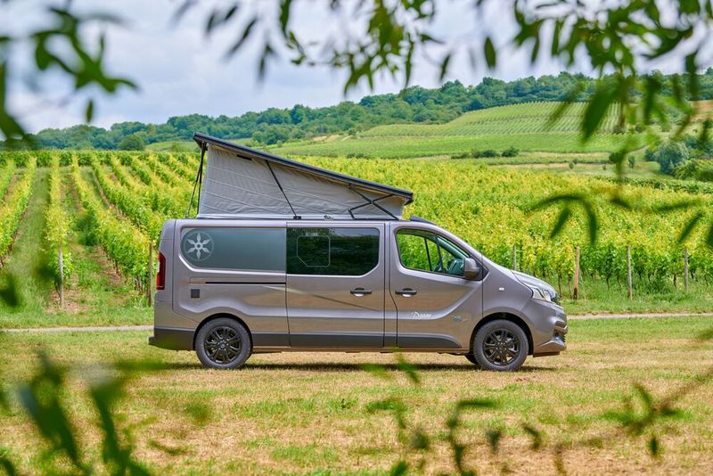 Der Karmann Danny zählt zu den Neuheiten unter den handlichen Campern. Ebenfalls eine Neuheit: Der Fiat Talento als Basisfahrzeug. (Bild: Karmann)