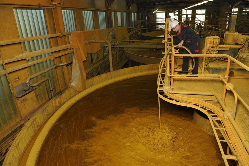 Produktion von Gelbpigmenten: Eindickung der Rohpigmentsuspension. (Bild: Lanxess)