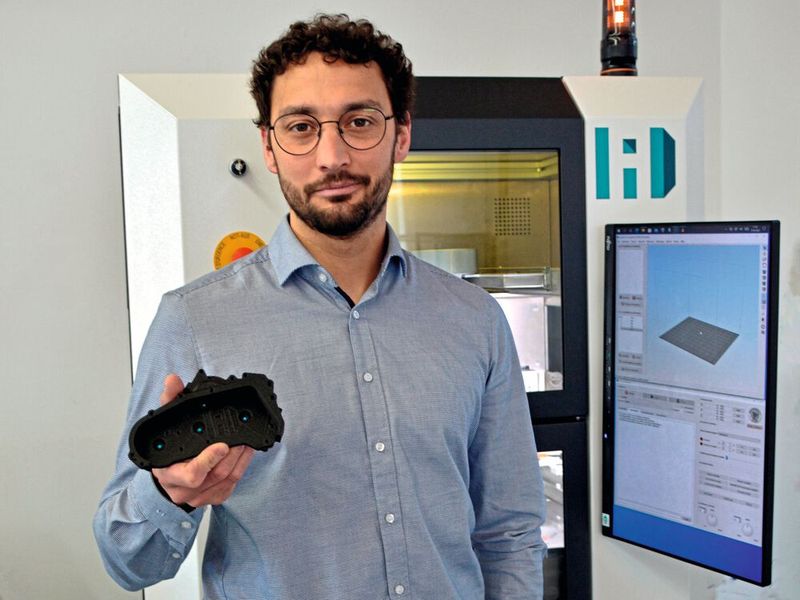 Sebastian Kallenberg, project engineer at Naddcon, made use of Siemens NX to produce an optimised component. (Source: Guido Radig)