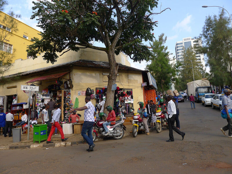 Kigali ist eine Stadt der Gegensätze: Es herrscht Armut im Land, aber der Aufbruch ist überall zu sehen. (Evonik)