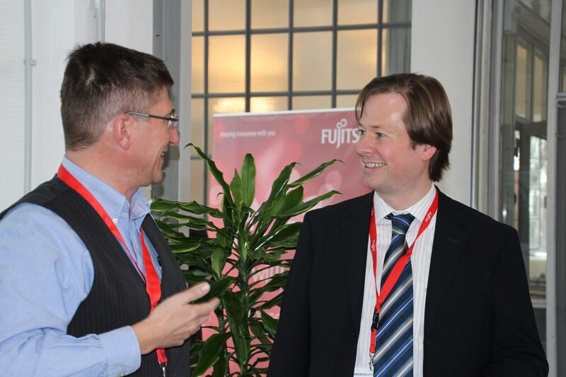 Dieter Schindler, Fujitsu (links) und Henning Dorsch, Microstaxx GmbH (Bild: Fujitsu)