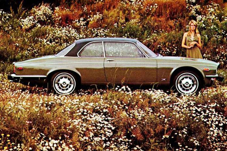 Jaguar XJ Coupé von 1975: Der schöne Zweitürer mit manuellem Vierganggetriebe oder Dreigang-Automatik galt lange Zeit als „schnellstes Vinyldach der Welt“. Spitze: fast 240 km/h. (Foro: Jaguar)