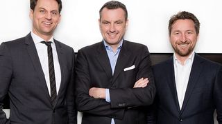 Wechsel in der Geschäftsführung der Thermamax Hochtemperaturdämmungen GmbH. Ralf Großhauser, Dr. Jochen Weyrauch und Hartmut Auer (v.l.n.r.). (Foto: Thermamax Hochtemperaturdämmungen GmbH)