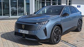 Erneut ist der 3008 von einer Rückrufaktion betroffen.  (Bild: Mauritz / VCG)