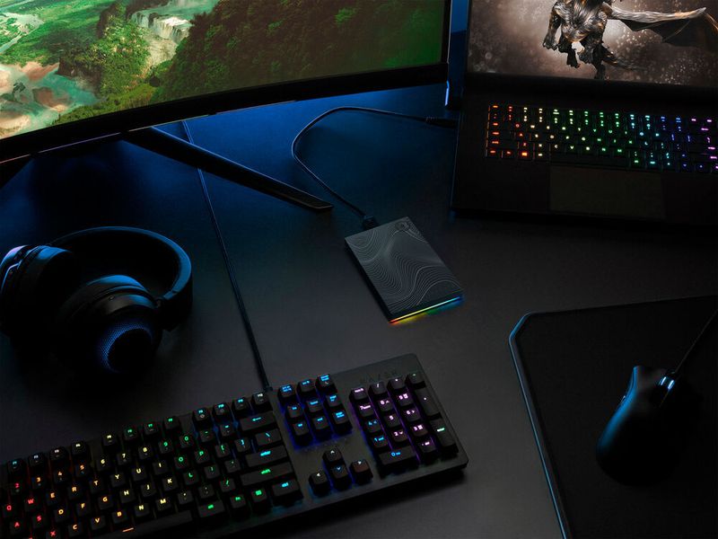 Da hüpft das Herz des Gamers: externe FireCuda-Festplatte im Beskar-Barrendesign. (Seagate)