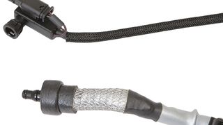 Die beheizten thermoplastischen Leitungen der Norma Group sind fester Bestandteil der SCRTechnologie, bei der Stickoxid-Emissionen durch selektive katalytische Reduktion verringert werden. (Bild: Norma Group)