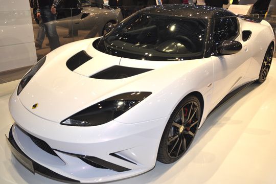 Leichte Lotus-Studie 'Bespoke': Karbon-Applikationen innen und außen. (Archiv: Vogel Business Media)