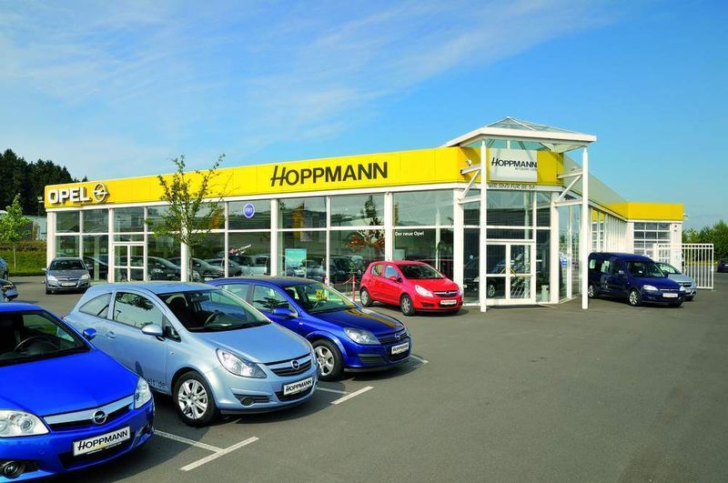 Das Hoppmann-Team im  Gewerbepark an der Steinerother  Straße in Betzdorf überbrückt  die Entfernung zum Stadtzentrum mit einem Hol- und  Bringservice. (Archiv: Vogel Business Media)