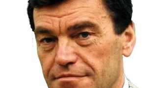 Clustersprecher Prof. Dr.- Ing. Klaus Feldmann: „Die Clusteroffensive der Bayerischen Staatsregierung ist ein Instrument, um die Zusammenarbeit von Wirtschaft und Wissenschaft und damit die Innovationsdynamik in Bayern zu stärken“. (Archiv: Vogel Business Media)