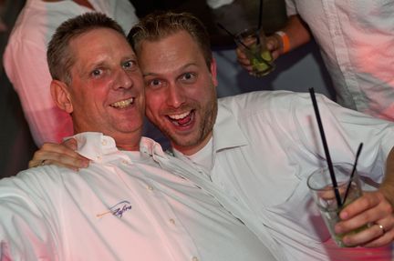 Michael Stuhm (Soeffing-Boesner) mit Andreas Hampel (Hampel Mobile Solutions GbR) beim Caipi. (Archiv: Vogel Business Media)
