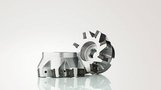 Conçu pour des applications d'ébauche et de semi-finition, le modèle R220.88 est idéal pour l'usinage des fontes et des aciers en mécanique générale et pour le secteur automobile. (Seco)