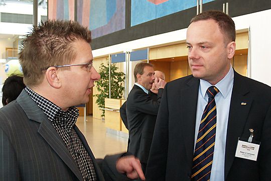 Frank Motejat, Autohaus Mothor, und Peter Lorenzen, Autoscout24. (Archiv: Vogel Business Media)