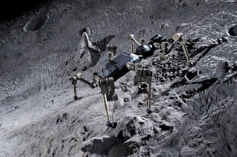 SpaceClimber in der DFKI Weltraum-Explorationshalle (Bild: DFKI RIC)