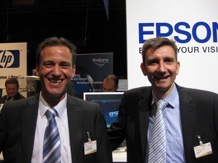 Achim Gengenbach (li.) und Olaf Bohn von Epson (Archiv: Vogel Business Media)