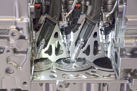 Ottomotor mit Direkteinspritzung: Laut Delphi steigt der Bedarf an Reparaturdienstleistungen jährlich um zehn Prozent. Ottomotor mit Direkteinspritzung: Laut Delphi steigt der Bedarf an Reparaturdienstleistungen jährlich um zehn Prozent.