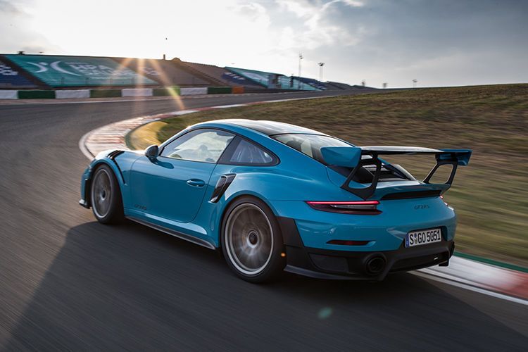 Der GT2 RS leistet 515kw/700 PS und ist der bisher stärkste Serienelfer. (Porsche)