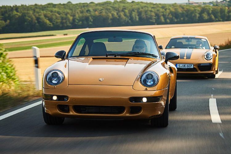 Nur in freier Wildbahn wird man den letzten 993 wohl nicht zu Gesicht bekommen, denn die  Fahrgestellnummer wurde von Hand eingeschlagen, was eine Zulassung für den Straßenverkehr verbietet. (Bild: Porsche)
