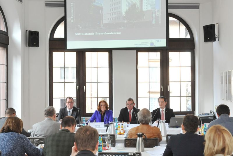 Erste VCI-Mittelstands-Pressekonferenz in Frankfurt (Bild: VCI/Fuest)