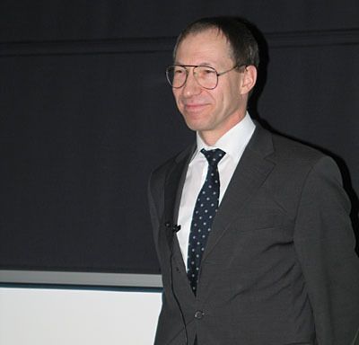 Prof. Dr.-Ing. Konrad Wegener, Chef des Instituts für Werkzeugmaschinen und Fertigung (IWF) der ETH Zürich brach eine Lanze für den Technologietransfer zwischen Industrie und Hochschulen. (Archiv: Vogel Business Media)