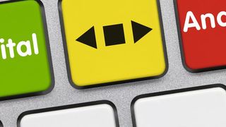 TÜV Rheinland einen „Digitalisierungsspiegel“ entwickelt: Die rund 30-minütige Online-Befragung gibt mittelständischen Unternehmen die Möglichkeit einer ersten fundierten Einschätzung ihres laufenden Digitalisierungsstatus.  (Bild: ©momius - stock.adobe.com)