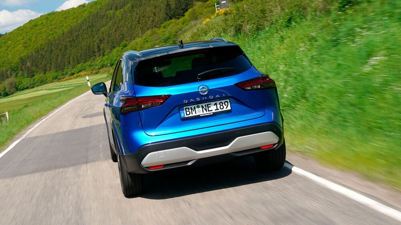 Querfugen gibt der Qashqai recht deutlich an die Insassen weiter, hier wäre noch ein wenig Feinabstimmung angebracht. (Bild: Wolfgang Groeger-Meier/Nissan)