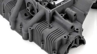 Dieses additiv gefertigte Kunststoffteil besteht aus dem neuen 3D-druckbaren Material „Extreme Carbon Fiber+PA12“, das Weerg jetzt entwickelt hat. Passende Drucker gibt es auch dafür. (Weerg)