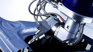 Bild 1: Laseranlage zum Schneiden von Karosseriebauteilen aus pressgehärtetem Stahlblech. (Bild: Trumpf)