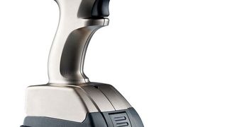 Hytorcs neue Lithium Series II ist ein Kind der Digitalisierung, heißt es. Industrie 4.0 stecke dem High-End-Werkzeug sozusagen in den Genen. Die drahtlose Datenübertragung erfolgt bequem und zuverlässig über Bluetooth. Außerdem ist diese zweite Generation leistungsstärker, robuster und einfacher zu bedienen, sagt Hytorc. (Hytorc / T. Junkers)