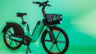 Die robust gebauten E-Räder können nicht schneller als 25 km/h gefahren werden. (Bolt)