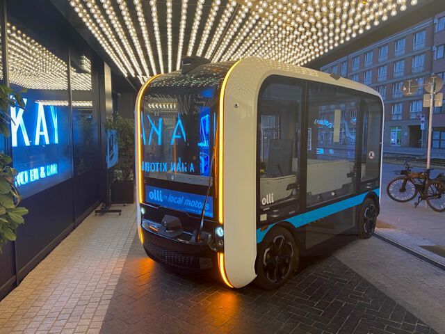 Olli in seiner 2.0 Version mit 3D-gedruckten Teilen und Scheibenwischern. (Source: CRP Technology)