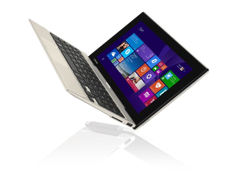 Toshiba stellt heute den Satellite Click Mini vor – das erstes Detachable-Notebook im kompakten und ultraleichten 8,9 Zoll (22,6 cm) Format mit Windows 8.1 Betriebssystem des Herstellers. Der Allrounder mit Intel Atom Z3735F Prozessor und  Intel-Grafik wird voraussichtlich im ersten Quartal 2015 in perlweiß und im zweiten Quartal 2015 in Satin Gold in Deutschland verfügbar sein. (Bild: Toshiba)