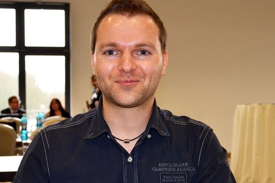 Auch Tobias Hein, Inhaber von Auto Hein, gehört zu den Zulieferern der Börse. Er nutzt die Plattform vor allem dazu, seine Händlerkontakte auszubauen. (Foto: Scheid)