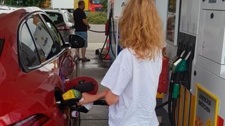 Die Spritpreise sind seit dem Beginn des Ukraine-Kriegs stark gestiegen. (Autoren-Union Mobilität/Frank Wald)
