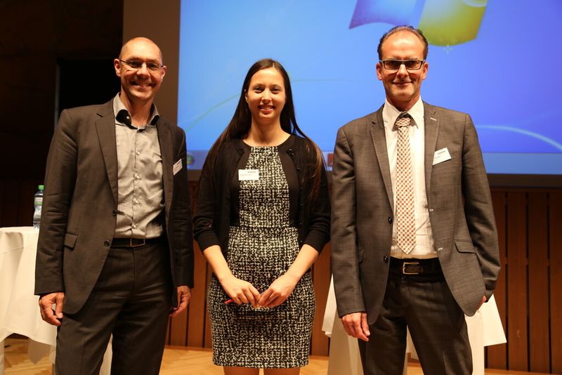 Dr. Peter Hostettler, Gründungsmitglied und VR-Präsident der Hocoma AG., Olga Motovilova, CFO beim Start-up noonee  und swissT.net-Präsident René Brugger (v.l.). (Bild: Matthias Böhm)