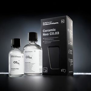 Die Versiegelung Ceramic Neo C0.03 schützt Fahrzeuglack vor Umwelteinflüssen.(Bild:  Koch-Chemie)