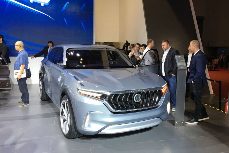 Weltpremiere in Shanghai: Der Elektroauto-Hersteller Hybrid Kinetic hat in China erstmalig die von Pininfarina gezeichnete SUV-Studie K550 vorgestellt. (SP-X)