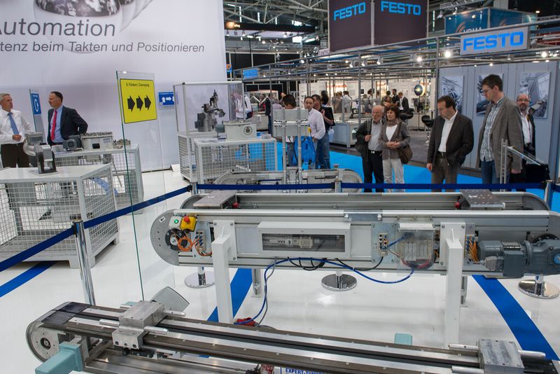 Rückblick: Impressionen von der Automatica 2012. (Bild: Messe München)