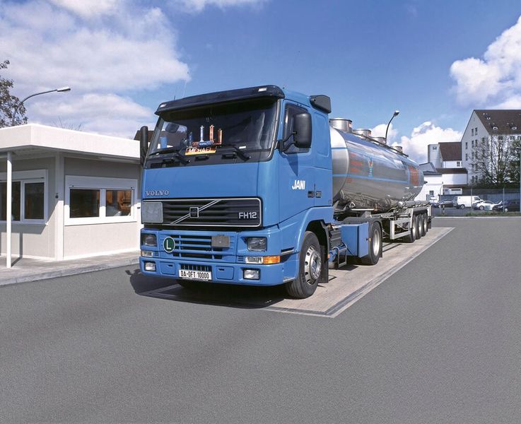Die LKW-Fahrer bedienen diese Terminals selbst, zeichnen ihre Wägevorgänge und alle Schritte beim Be- oder Entladen auf.  (Bild: Schenck)