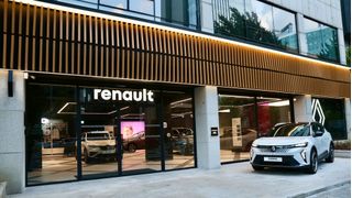 Kommt ohne Personal aus: Der Renault-Showroom in Seouls Szeneviertel Gangnam. (Bild: Renault)