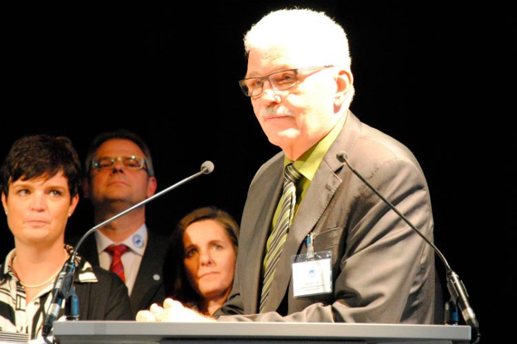 Emotionaler Abschied: Von seinem Team und langjährigen Weggefährten verabschiedete sich Dieter Paust im Rahmen einer Feier.  (Foto: Baeuchle)