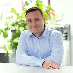 (Katrin Limes,kl@katrinlimes.com)