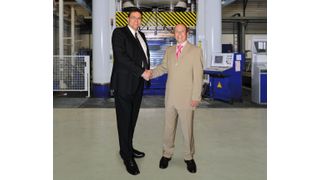Geschäftsführer Rüdiger Hoffmann (links) der ISE Automotive GmbH und Geschäftsführer Karl Kipry (rechts) der HEATform GmbH  (Bild: HEATform)