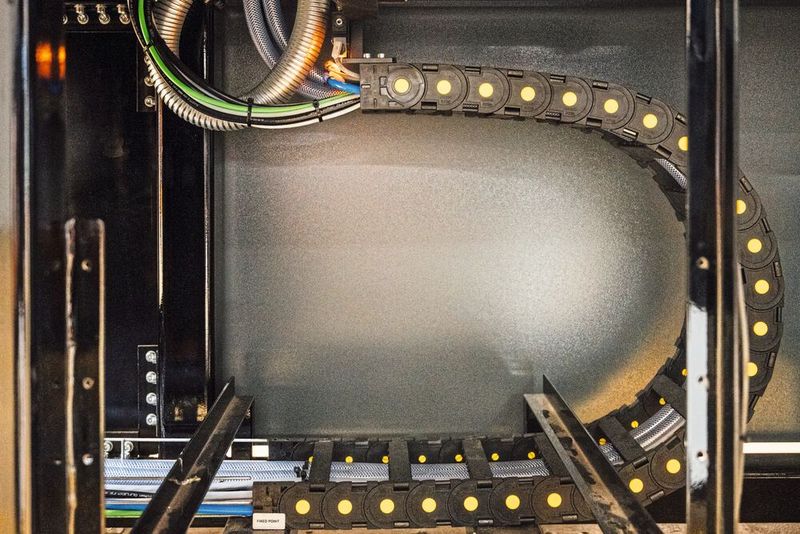 TTI setzt bei der Entwicklung des Pullcuube auf konfektionierte Schleppkettensysteme von Lapp.