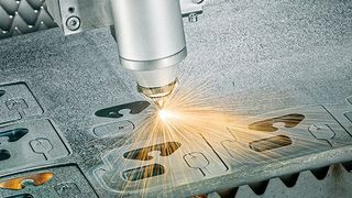 Durchgängige Prozesse: Ausgerefite Software verbindet die Laserbearbeitung für ebene Bleche und Rohre.  (Bild: AD Foto Nadia Baldo / BLM)