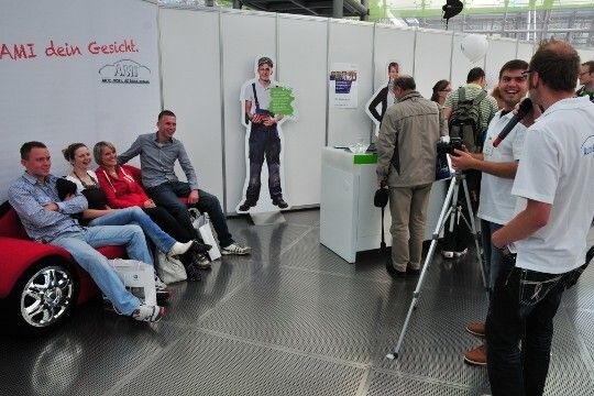 Wer im Vorfeld noch nicht zum Zug gekommen ist, kann sich auf der Sonderschau fotografieren lassen. (Foto: Büttner)