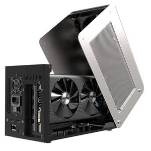 Sapphire bietet die Gearbox Thunderbolt 3 entweder als Barebone oder in Kombination mit einer Radeon-RX580-Grafikkarte an. 