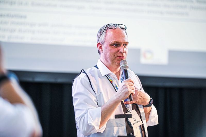 Ralf Dürrwächter, Geschäftsführer des VDWF.  Der Verband übernahm beim diesjährigen ISTMA Europe Meeting die Rolle des Gastgebers. (Bild: VDWF)