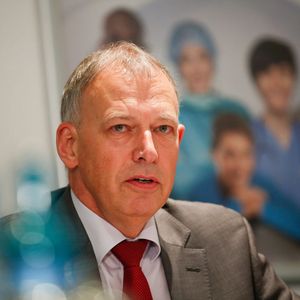 „Trotz unserer aktuellen Umbaumaßnahmen konnten alle Ausstelleranfragen bedient werden. Dafür haben wir Leichtbauhallen errichtet, die gut in den Besucherfluss integriert sind“, erklärt Horst Giesen, Global Portfolio Director Healthcare & Medical Technologies der Messe Düsseldorf.